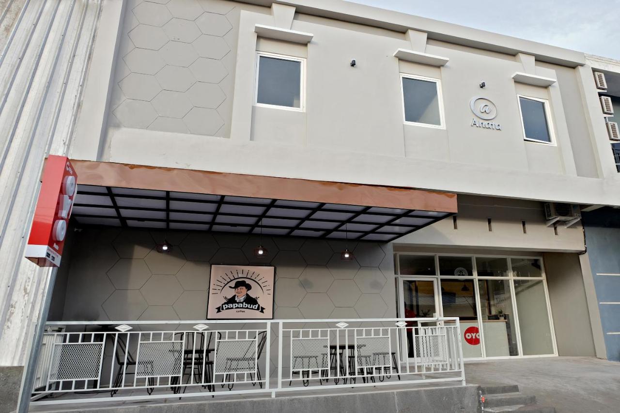 Hotel Super Oyo 2756 Anata Macasar Exterior foto